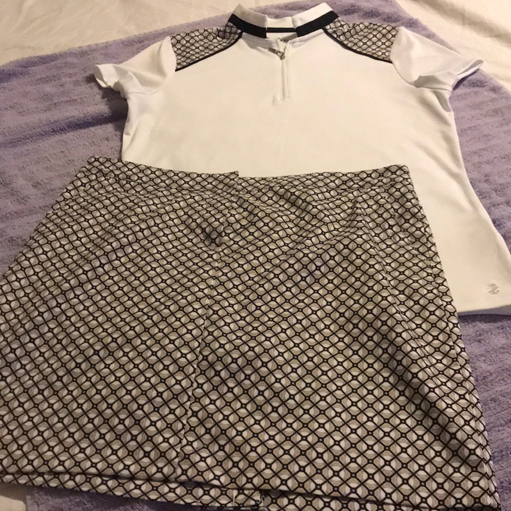 Women’s matching golf outfit